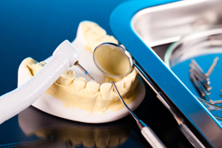 Dental_implant_Depositphotos_12667562